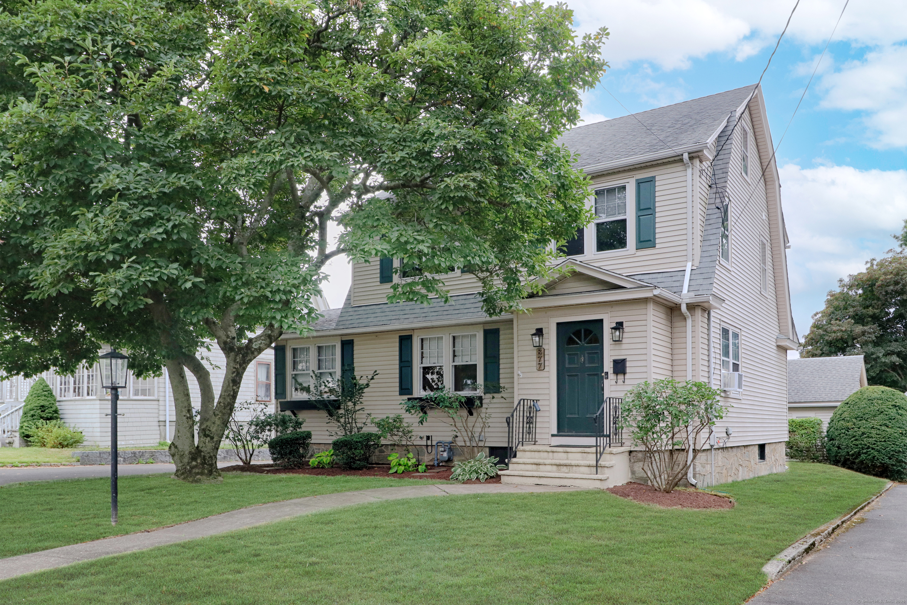 877 Nichols Avenue Stratford CT 06614
