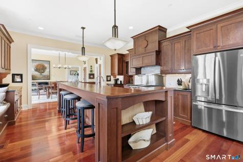 25 Sky View Drive Avon CT 06001