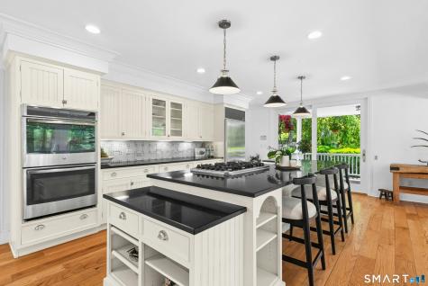 610 Cheese Spring Road New Canaan CT 06840
