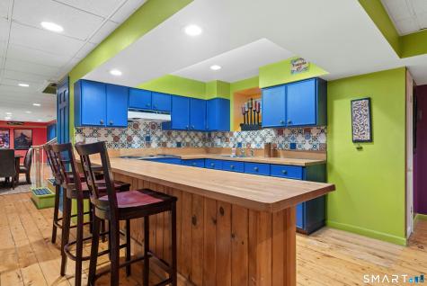 610 Cheese Spring Road New Canaan CT 06840
