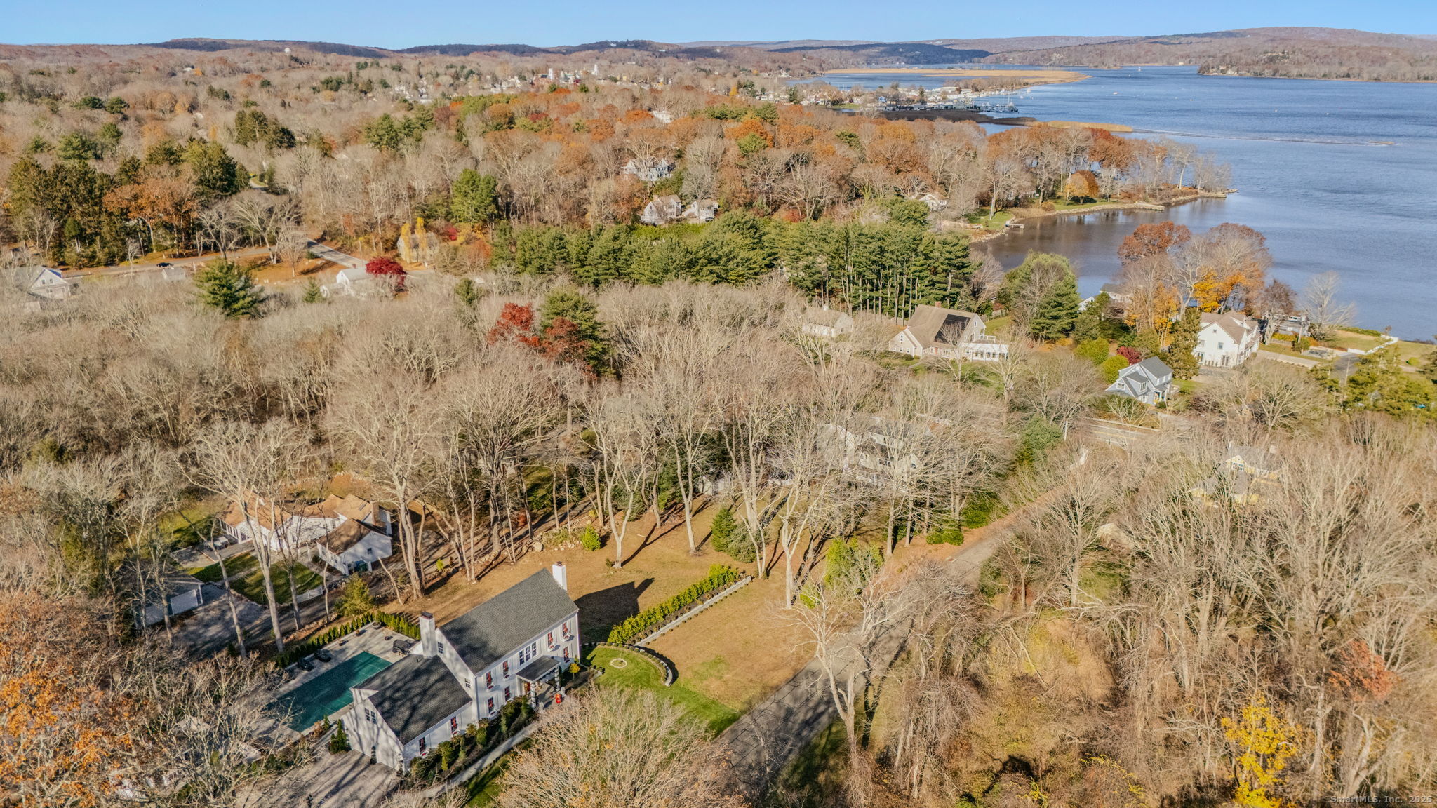 9 Essex Hills Drive Essex CT 06426