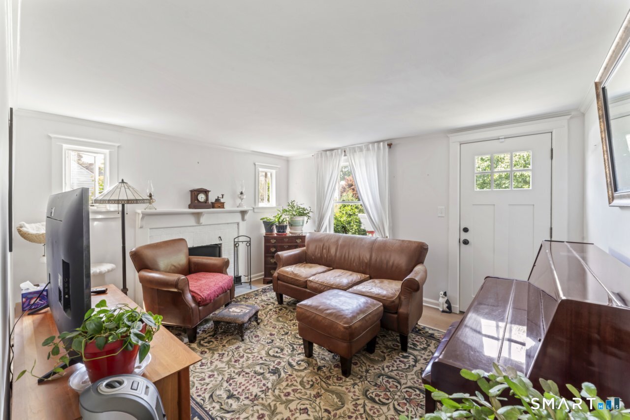 37 Cedar Crest Place Norwalk CT 06854