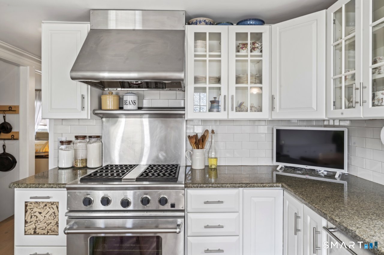 37 Cedar Crest Place Norwalk CT 06854
