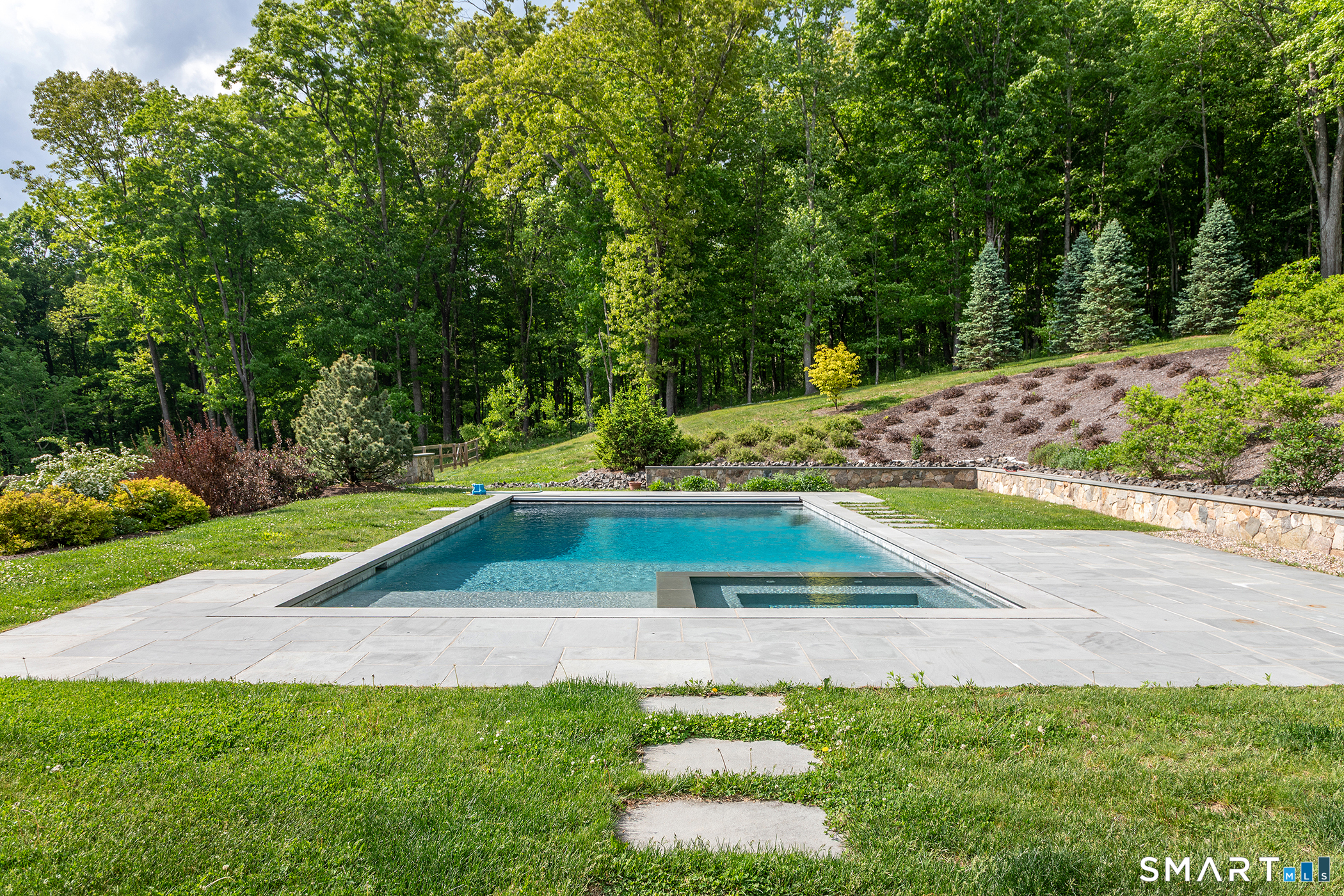 18 Ranney Hill Road Roxbury CT 06783