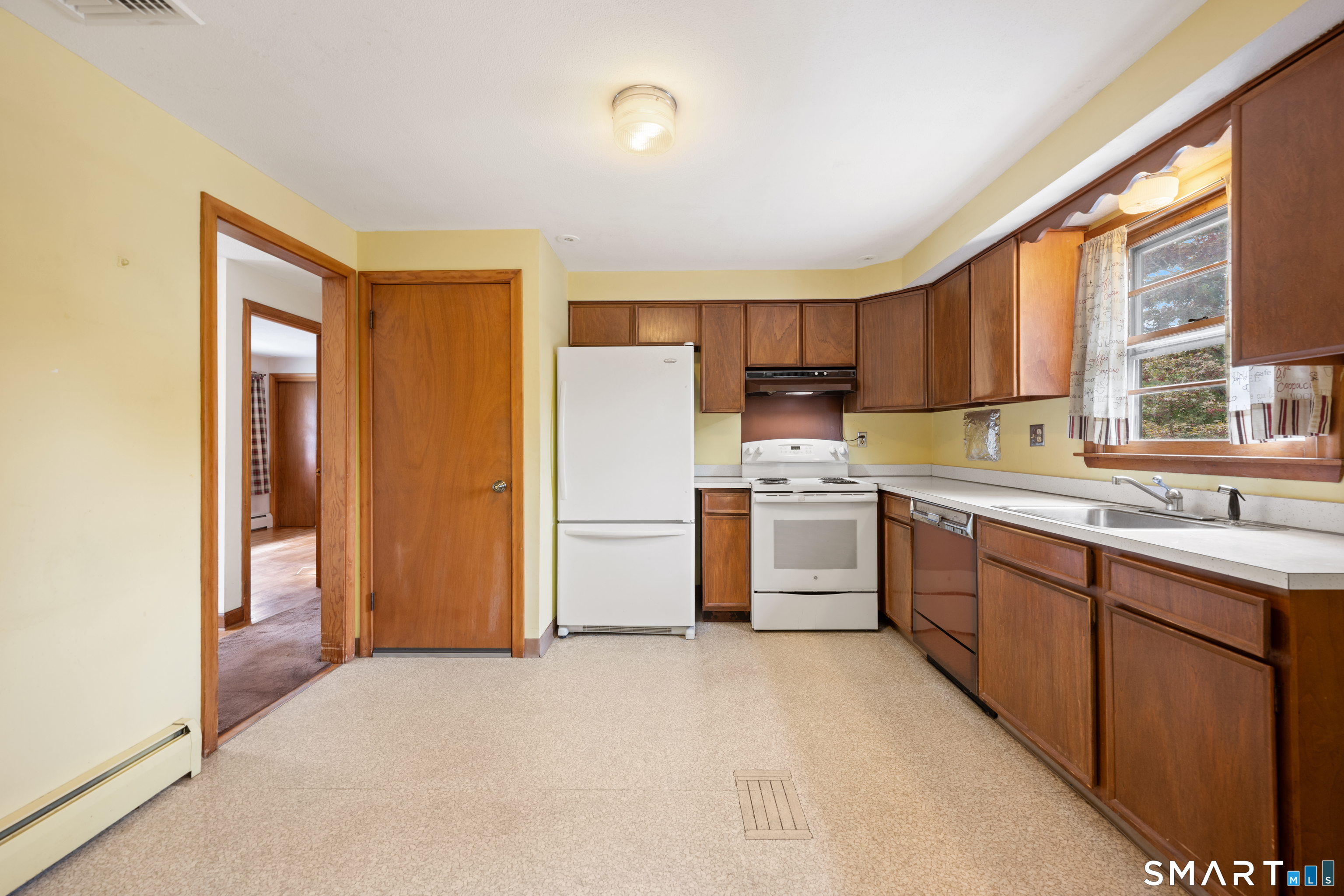 203 Fairlane Drive Wethersfield CT 06109