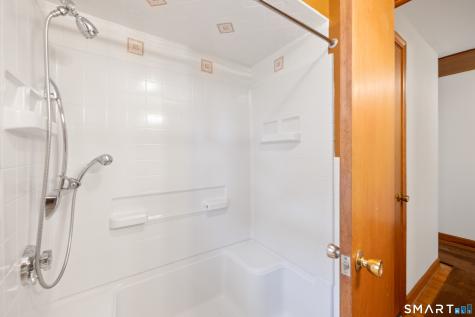 203 Fairlane Drive Wethersfield CT 06109