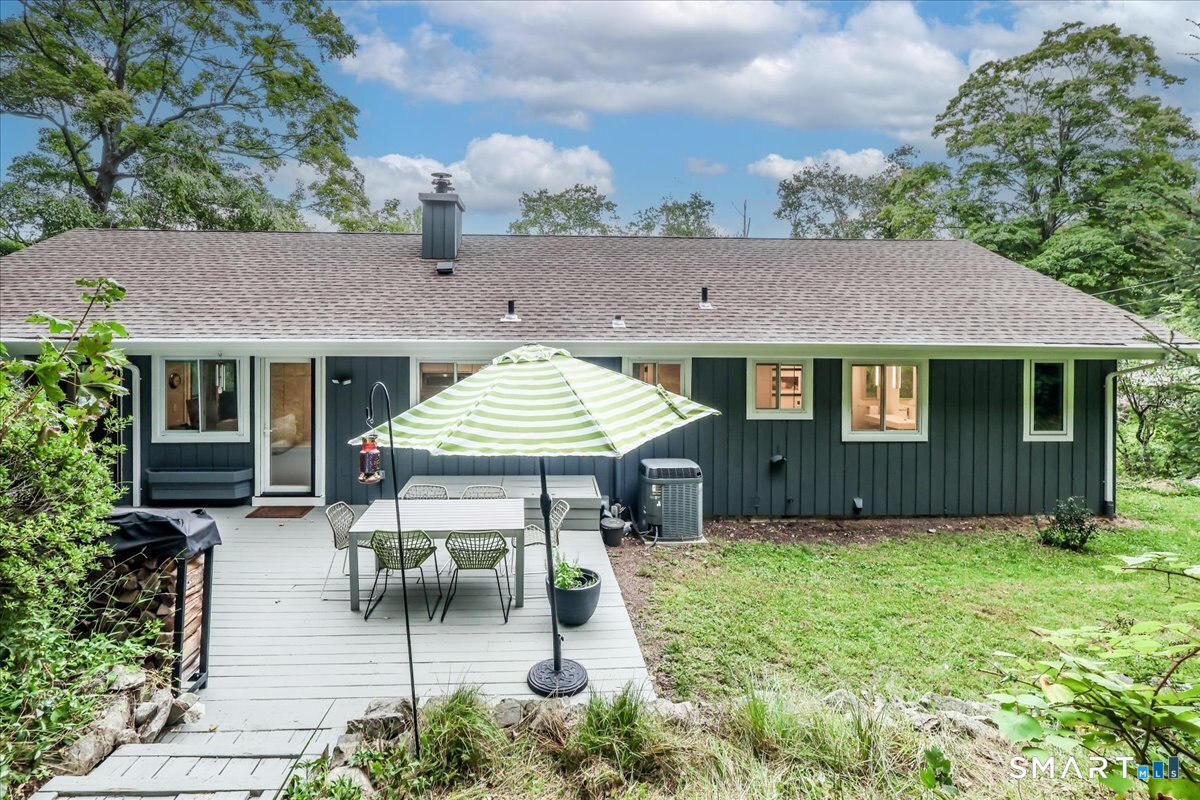 177 Mamanasco Road Ridgefield CT 06877