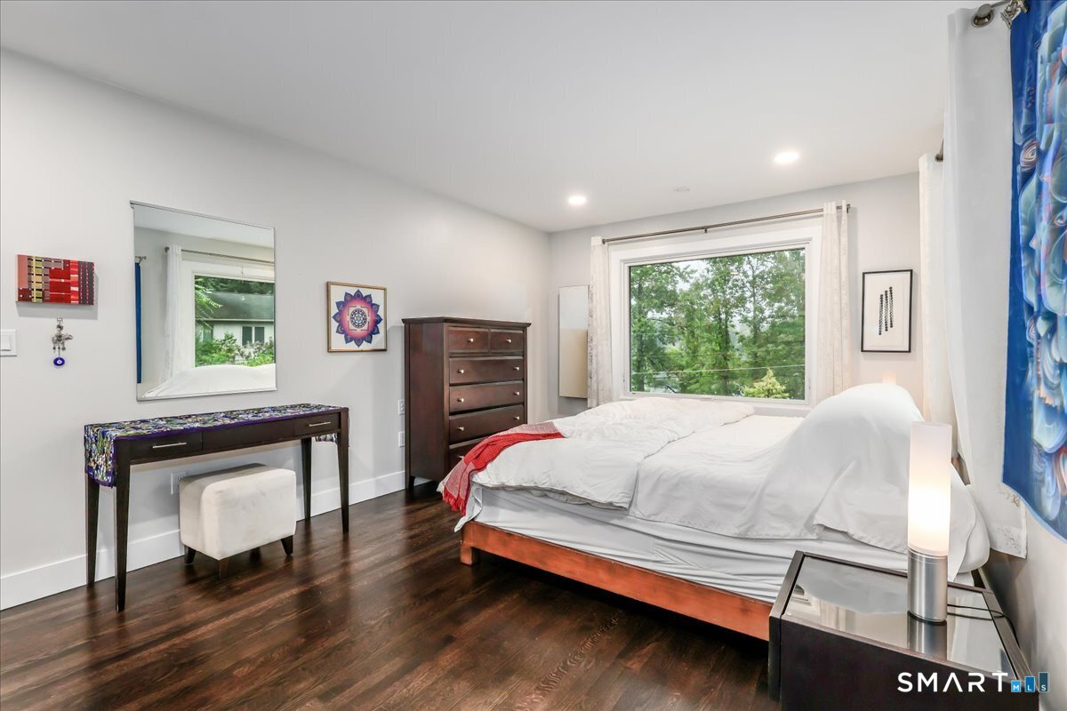 177 Mamanasco Road Ridgefield CT 06877