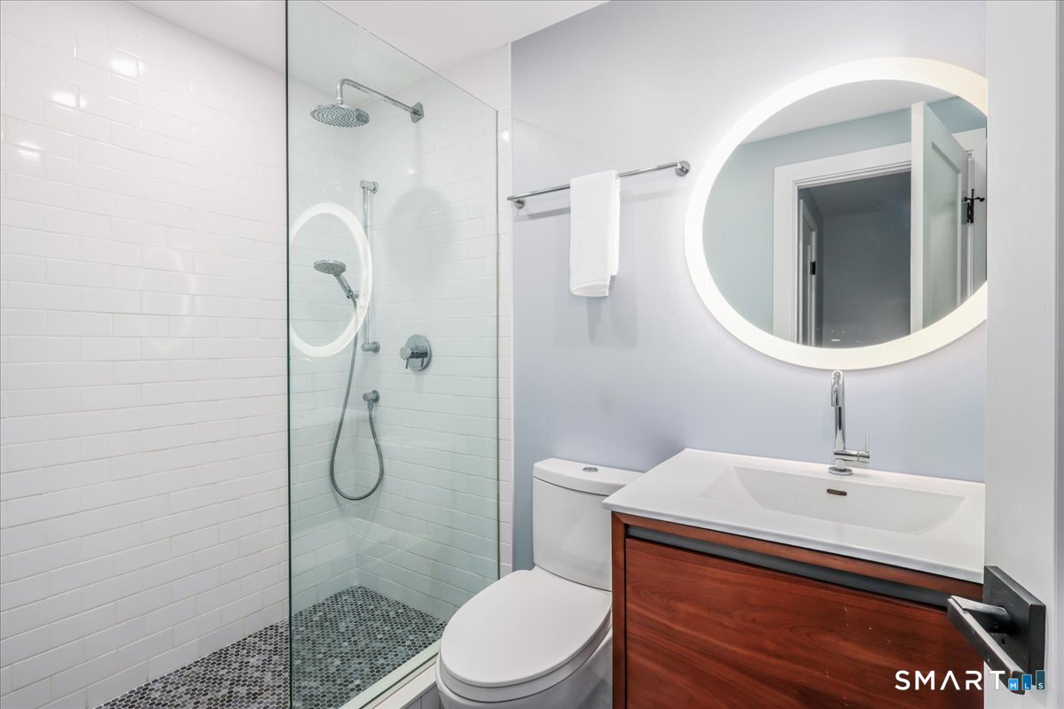 177 Mamanasco Road Ridgefield CT 06877