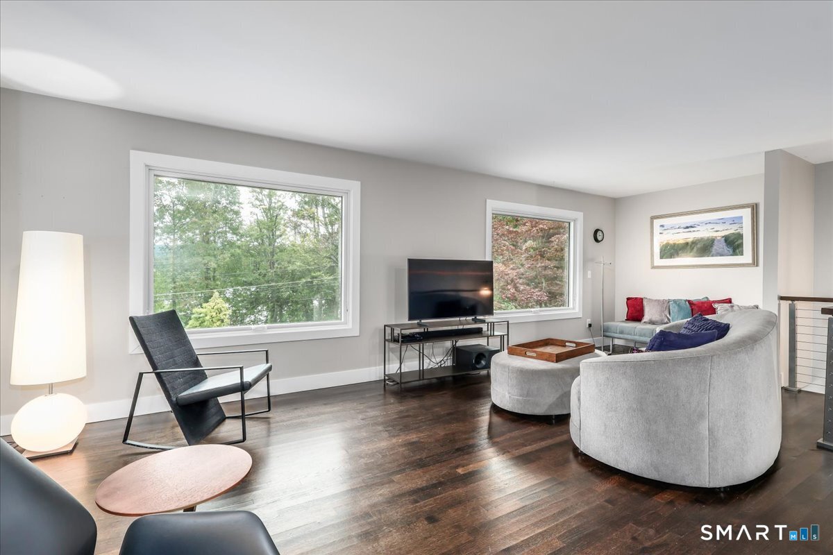 177 Mamanasco Road Ridgefield CT 06877