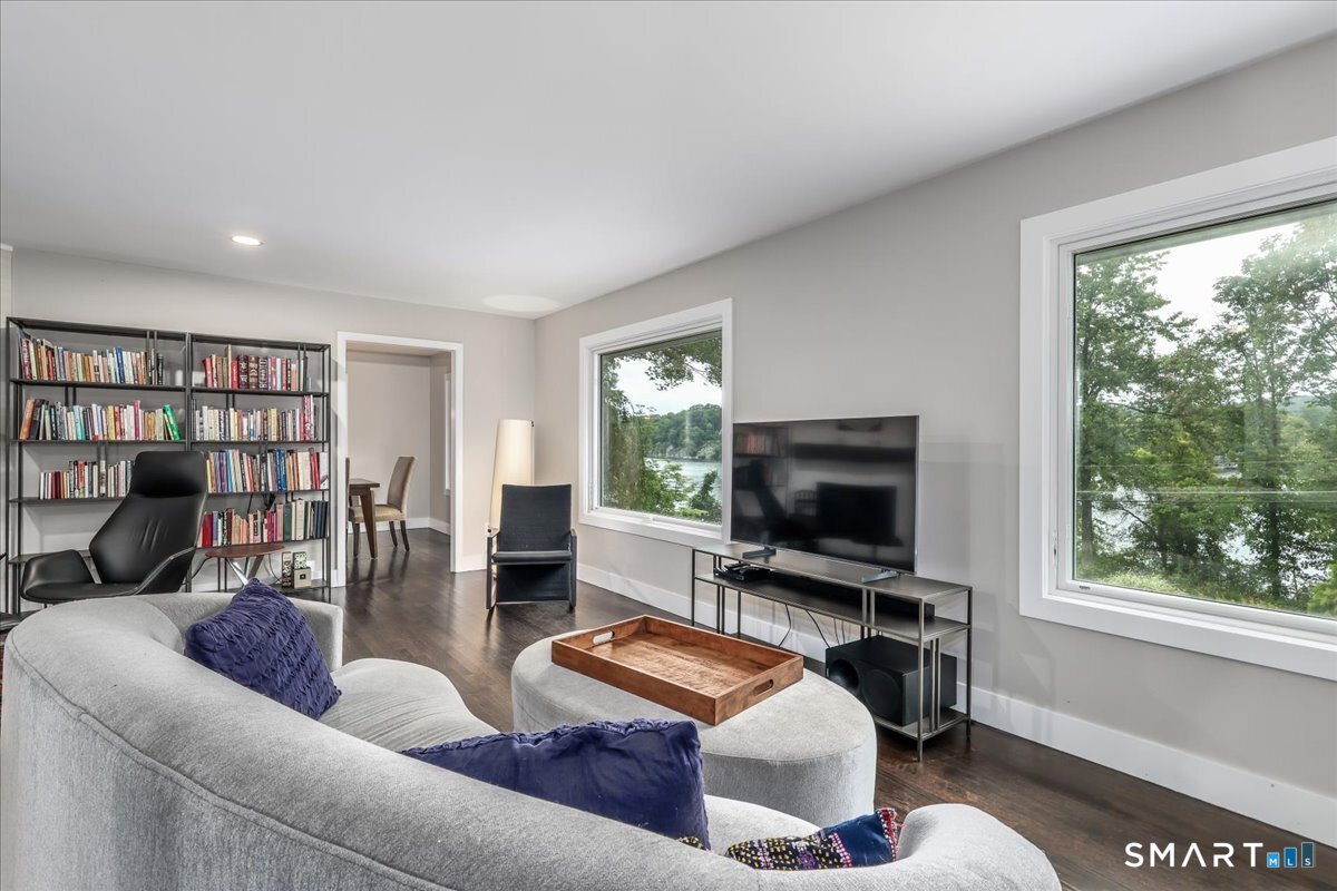 177 Mamanasco Road Ridgefield CT 06877