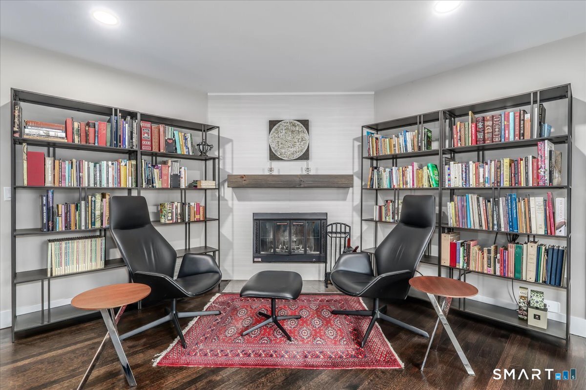 177 Mamanasco Road Ridgefield CT 06877