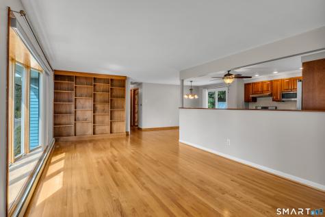 9 Robin Drive East Haven CT 06513
