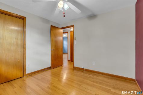 9 Robin Drive East Haven CT 06513