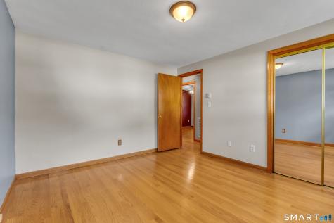 9 Robin Drive East Haven CT 06513