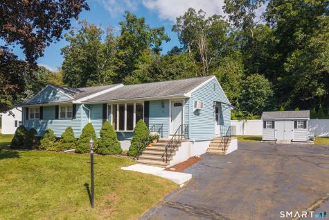 9 Robin Drive East Haven CT 06513