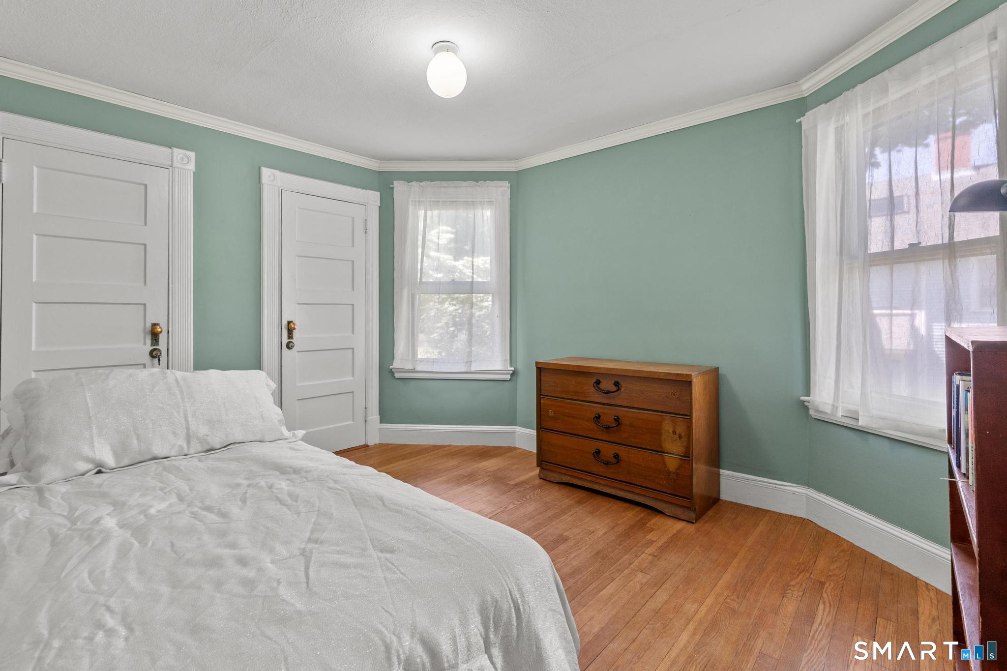 87 Kenyon Street Hartford CT 06105