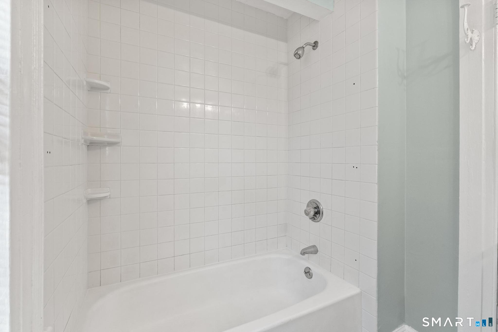 87 Kenyon Street Hartford CT 06105