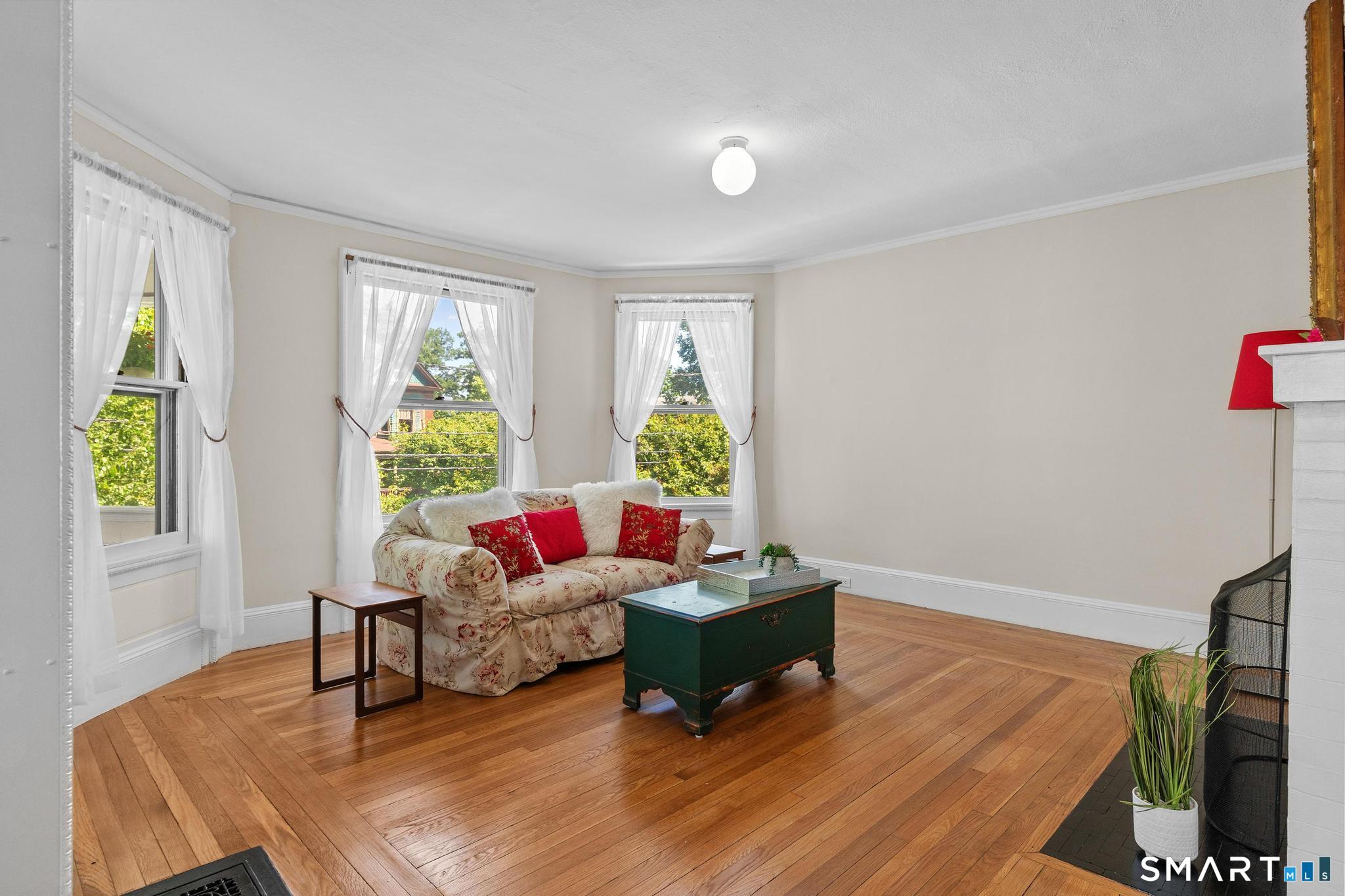 87 Kenyon Street Hartford CT 06105