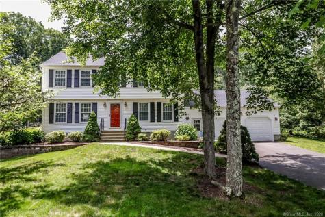 52 Hideaway Lane Hamden CT 06518