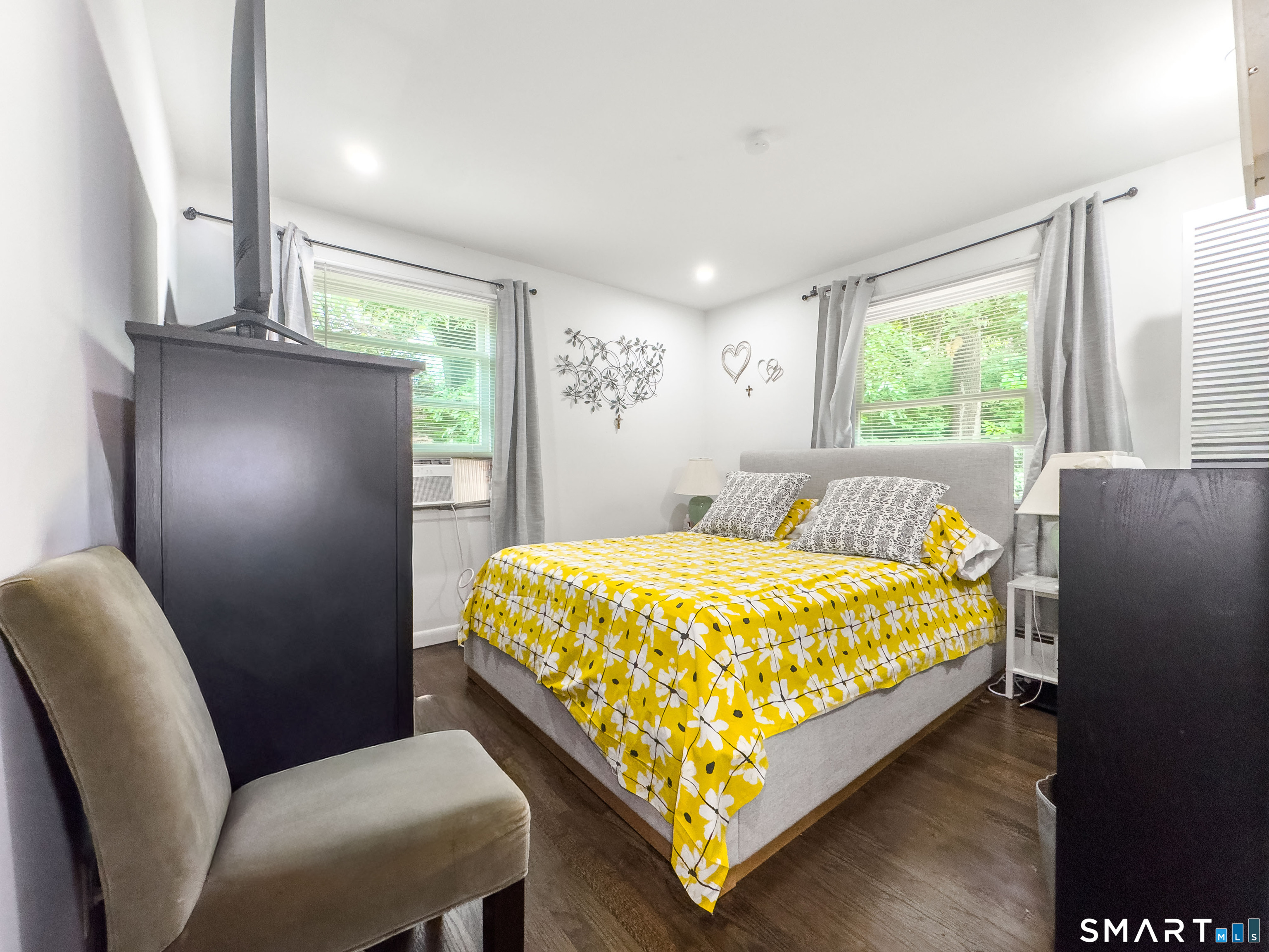 50 Creeping Hemlock Drive Norwalk CT 06851