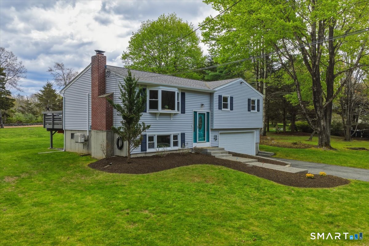 946 Shewville Road Ledyard CT 06339