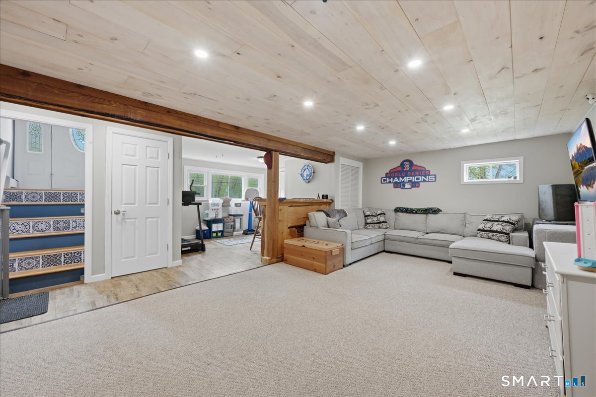 946 Shewville Road Ledyard CT 06339