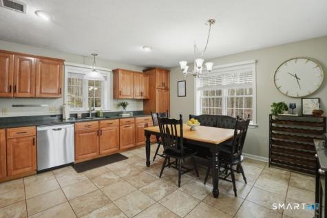 408 Maromas Road Middletown CT 06457