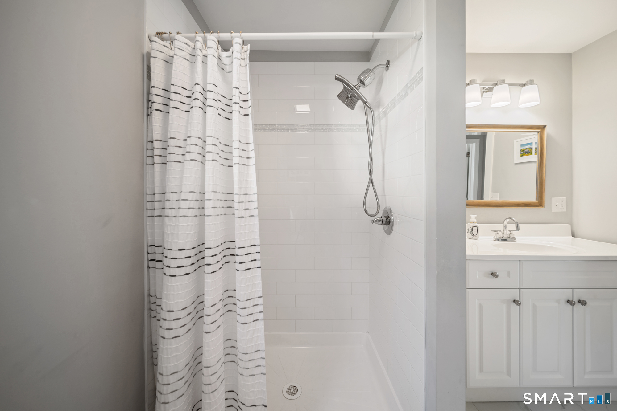 51 Home Place Branford CT 06405