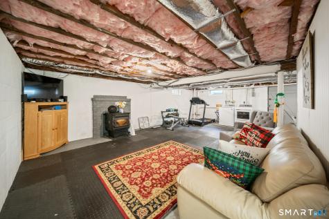 51 Home Place Branford CT 06405