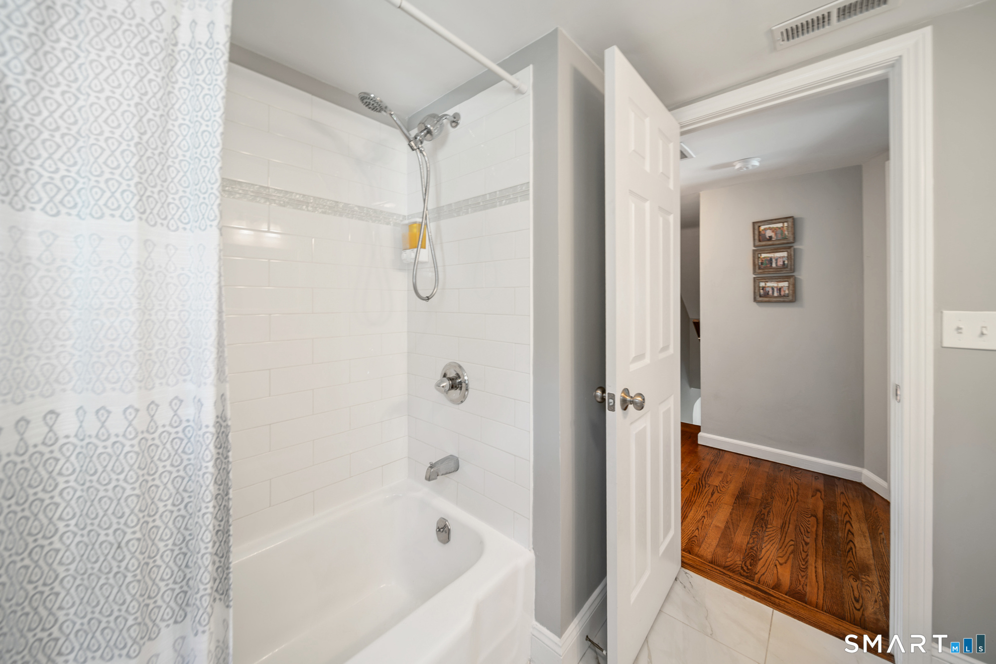 51 Home Place Branford CT 06405