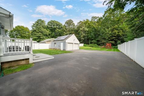 51 Home Place Branford CT 06405