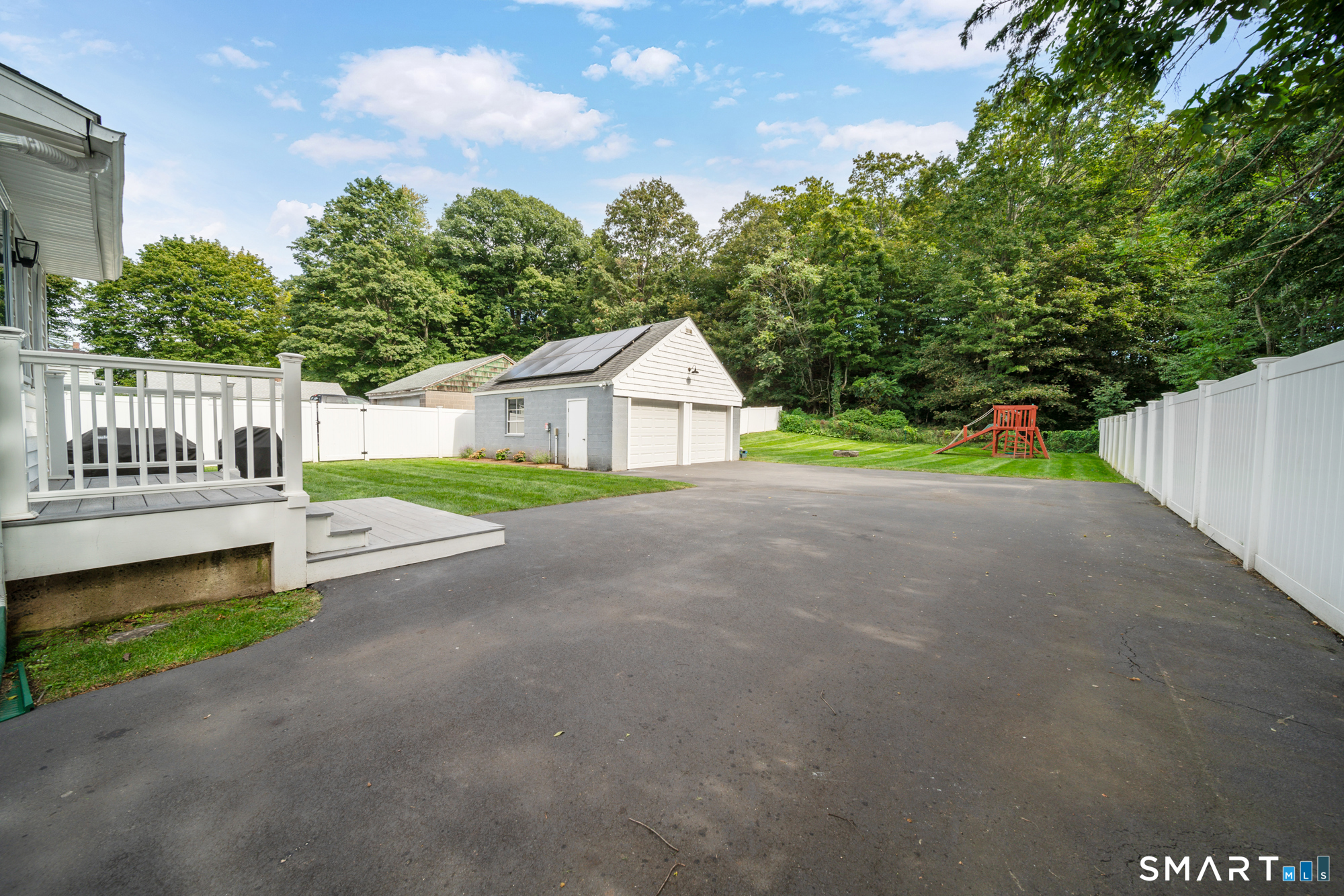 51 Home Place Branford CT 06405