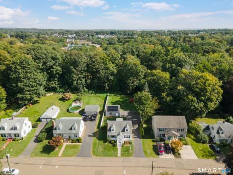 51 Home Place Branford CT 06405