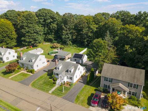 51 Home Place Branford CT 06405