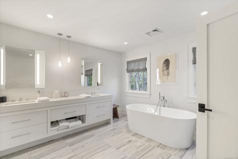 103 Good Hill Road Weston CT 06883