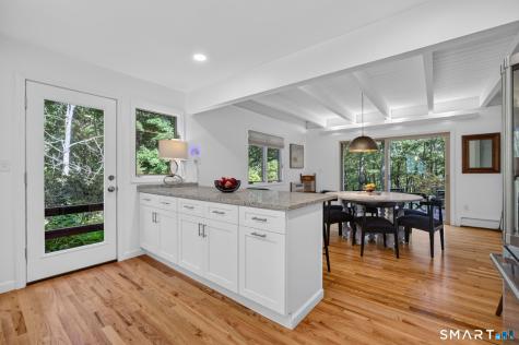 9 Mansewood Road Old Lyme CT 06371