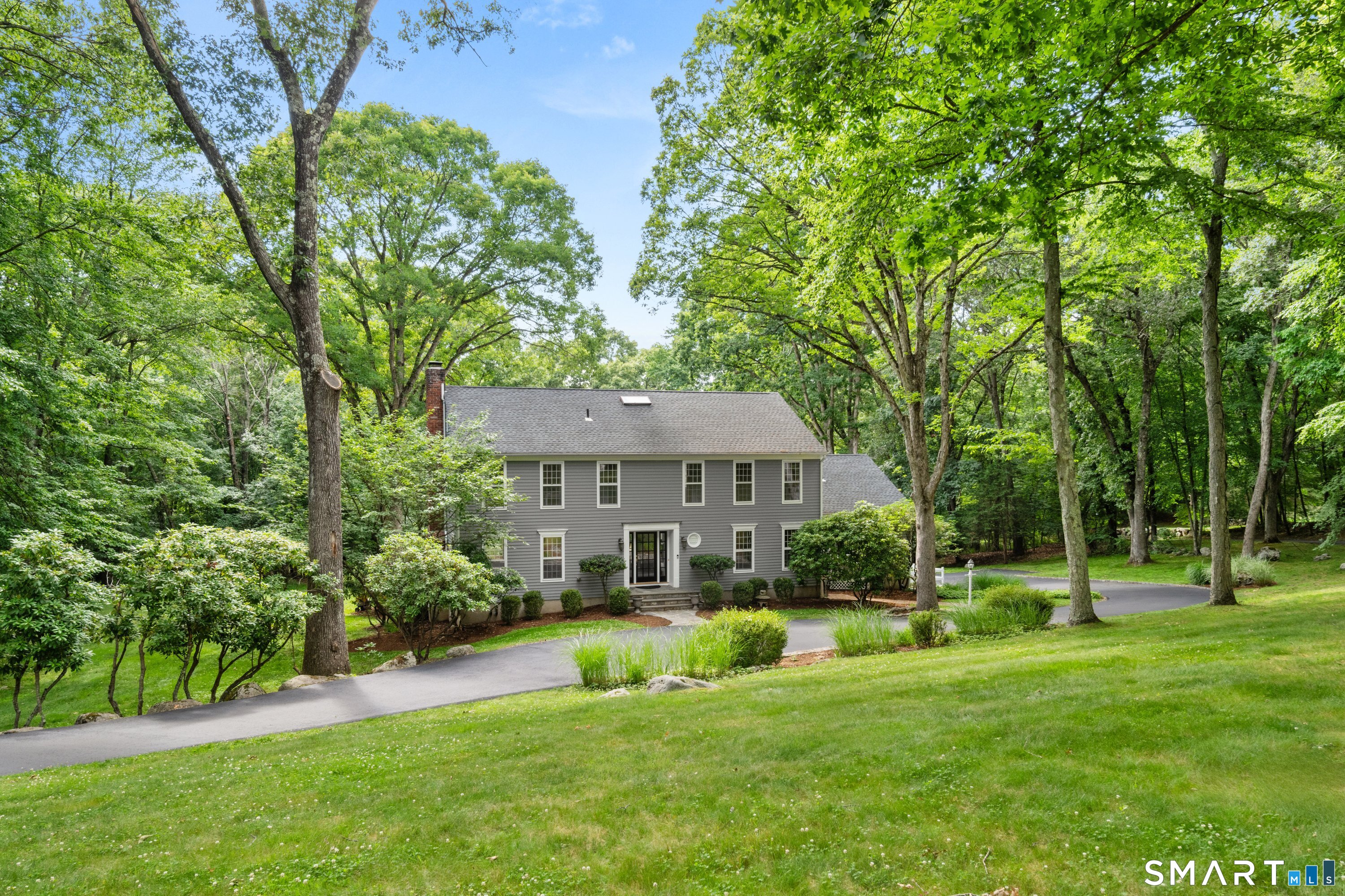 32 Silver Ridge Common Weston CT 06883