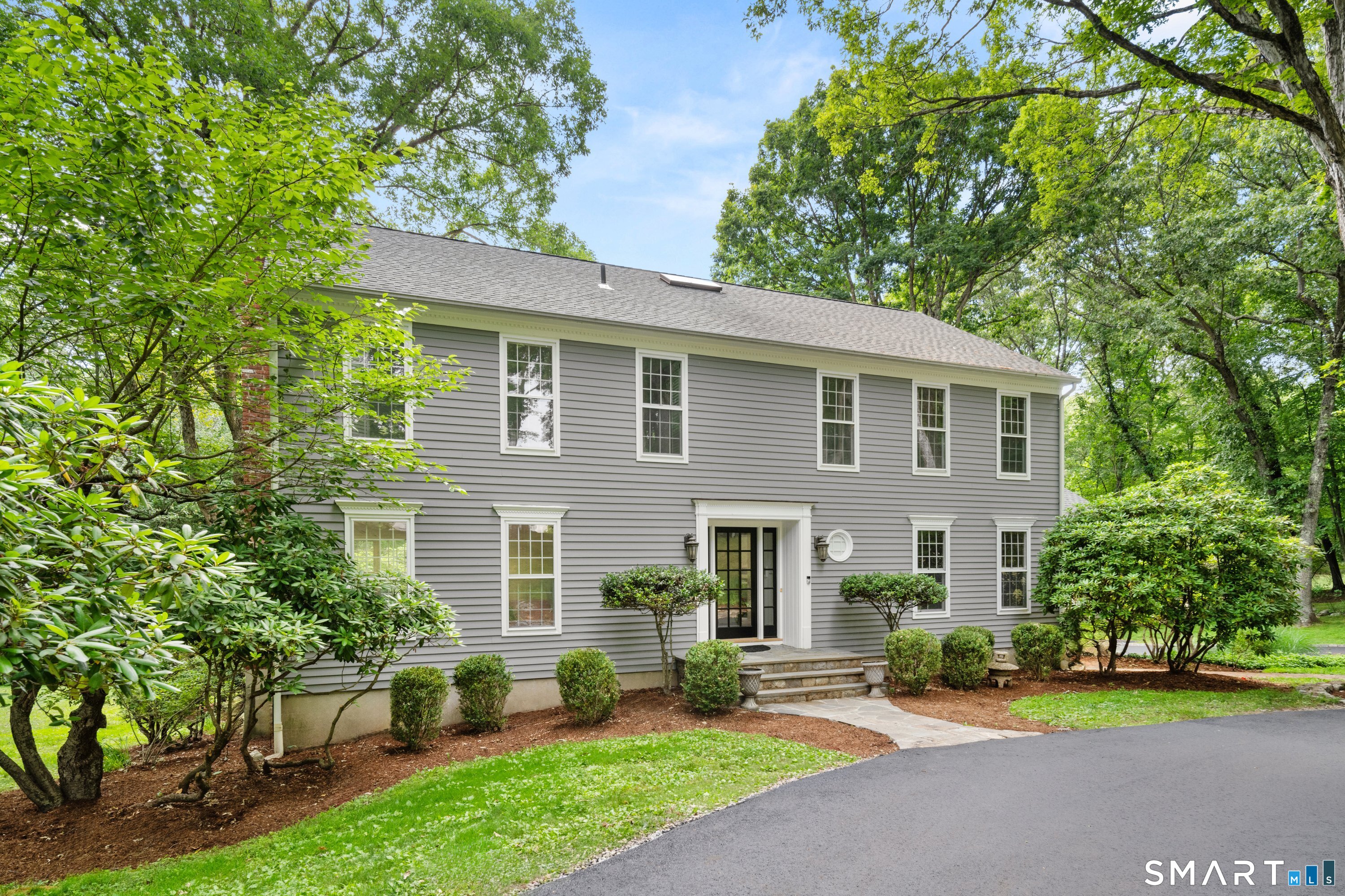 32 Silver Ridge Common Weston CT 06883