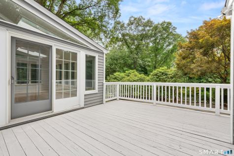 32 Silver Ridge Common Weston CT 06883