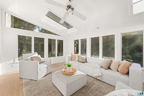 32 Silver Ridge Common Weston CT 06883