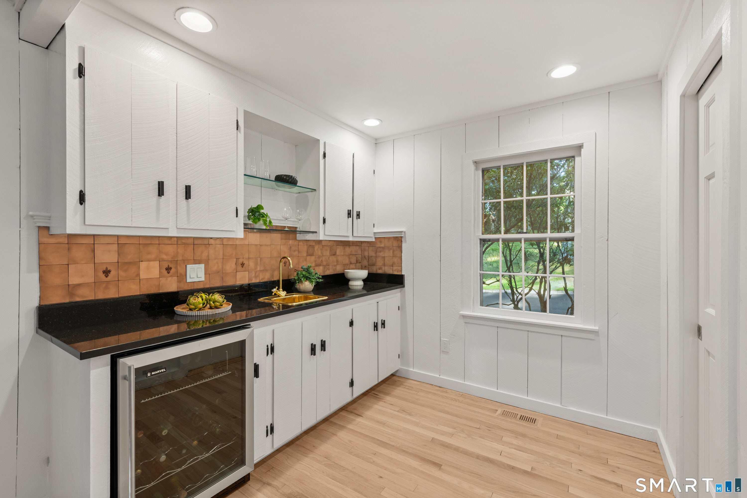 32 Silver Ridge Common Weston CT 06883