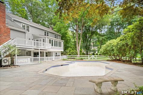 32 Silver Ridge Common Weston CT 06883