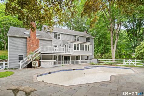 32 Silver Ridge Common Weston CT 06883