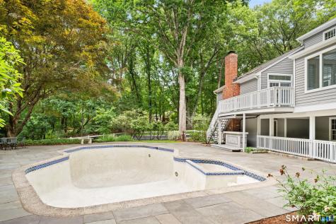 32 Silver Ridge Common Weston CT 06883