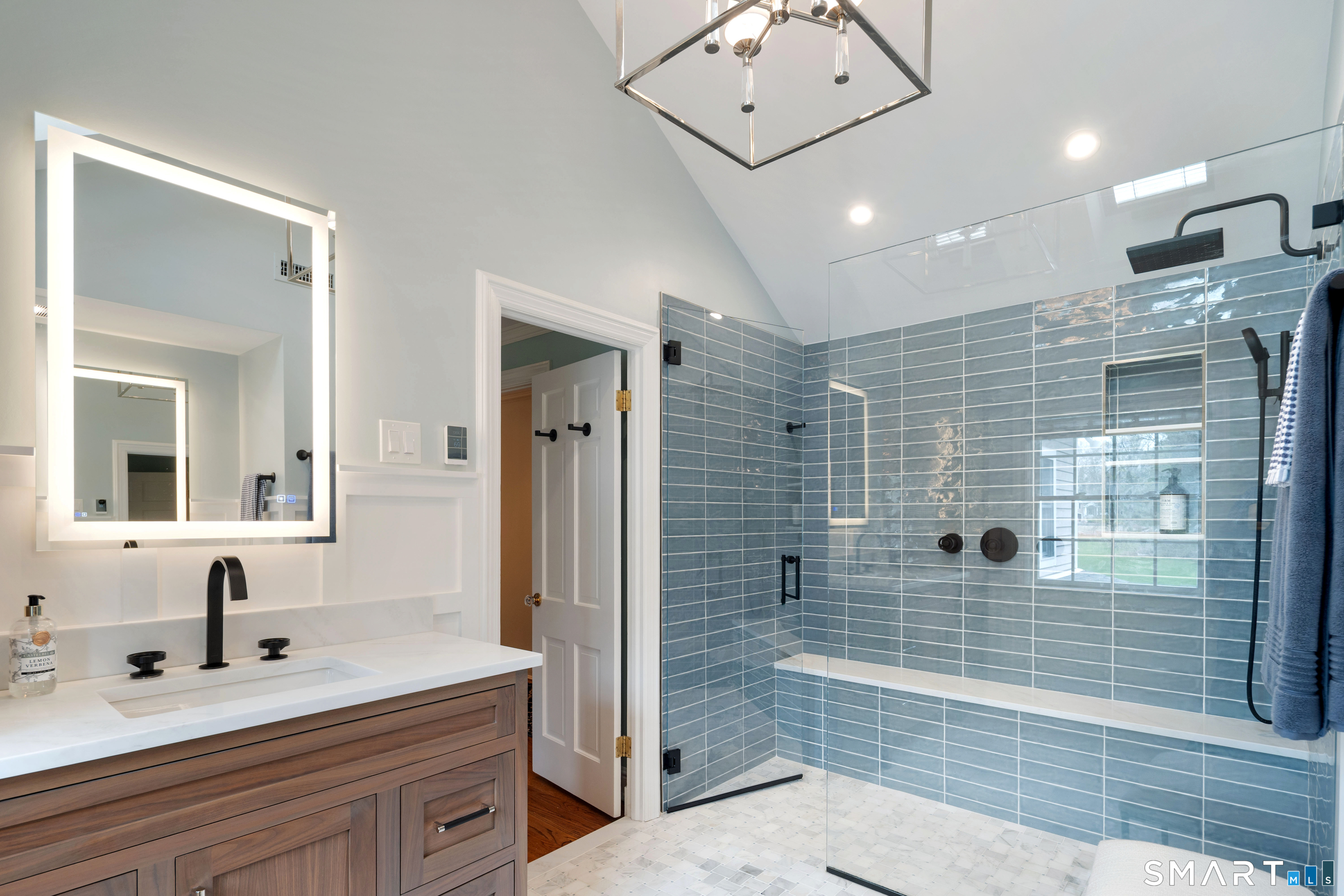 35 Danvers Lane New Canaan CT 06840