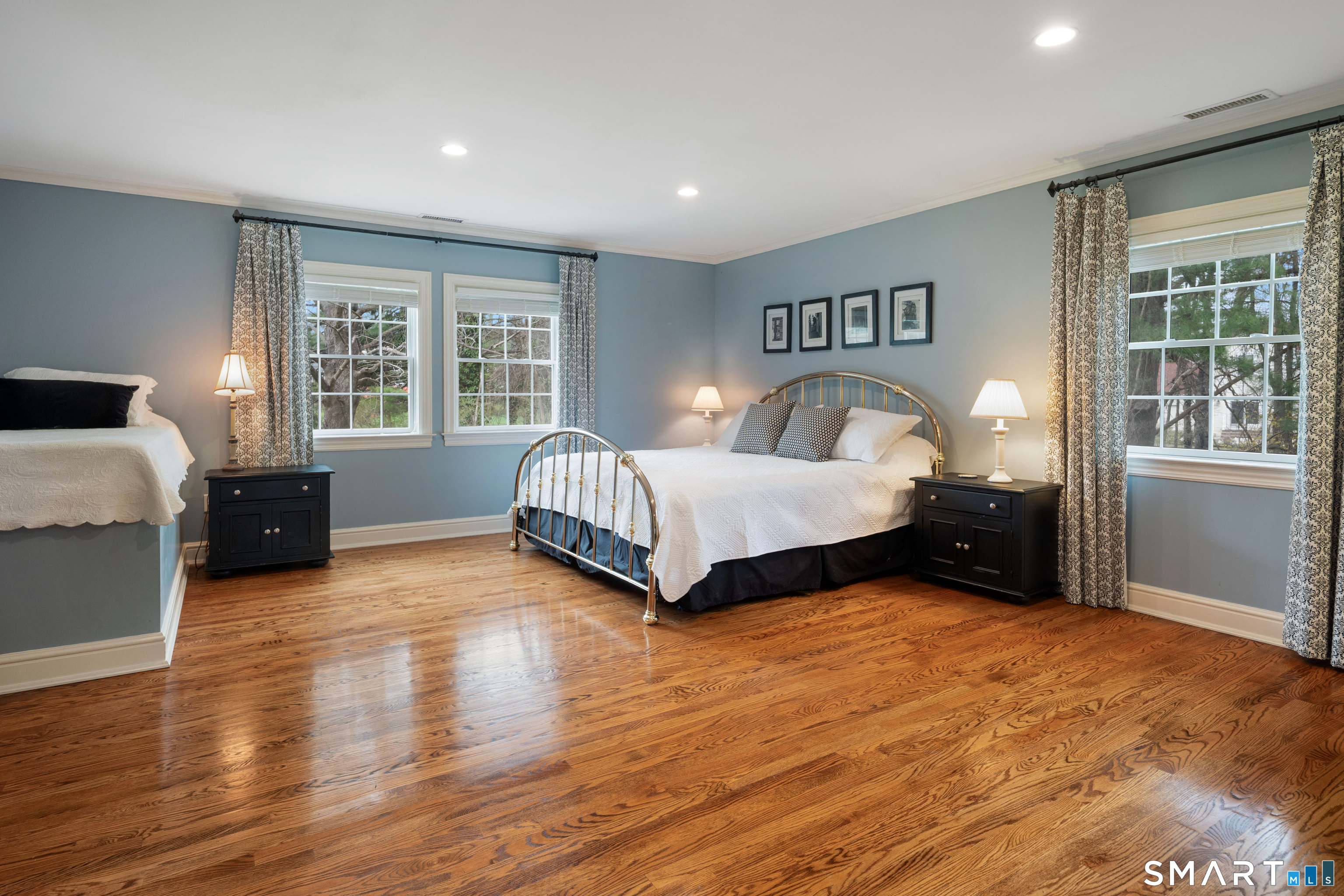 35 Danvers Lane New Canaan CT 06840