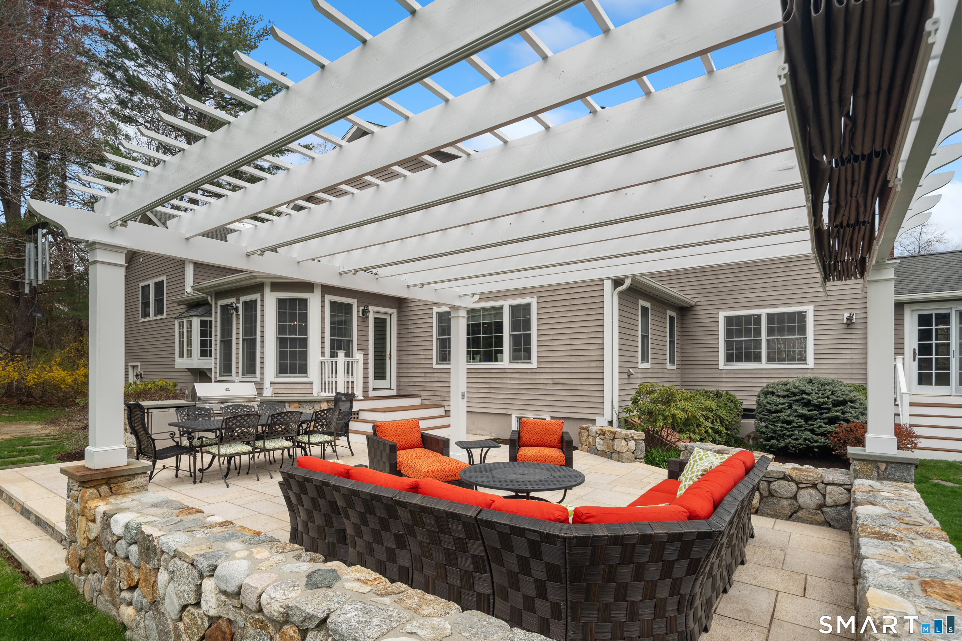 35 Danvers Lane New Canaan CT 06840