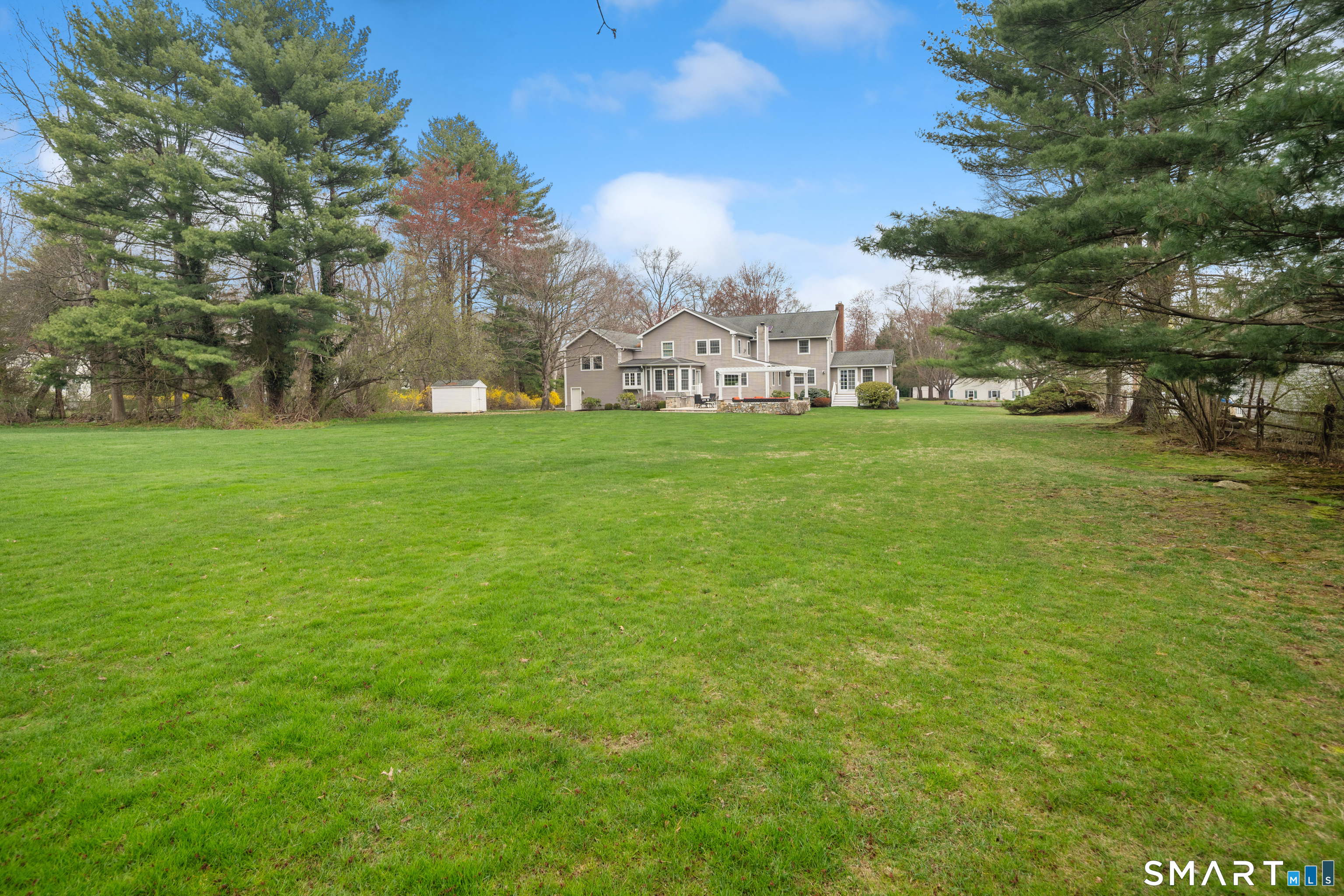 35 Danvers Lane New Canaan CT 06840