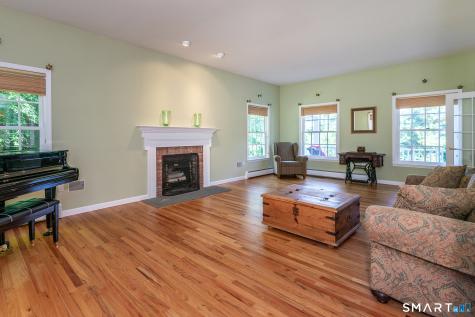 37 Woodruff Lane Cornwall CT 06796
